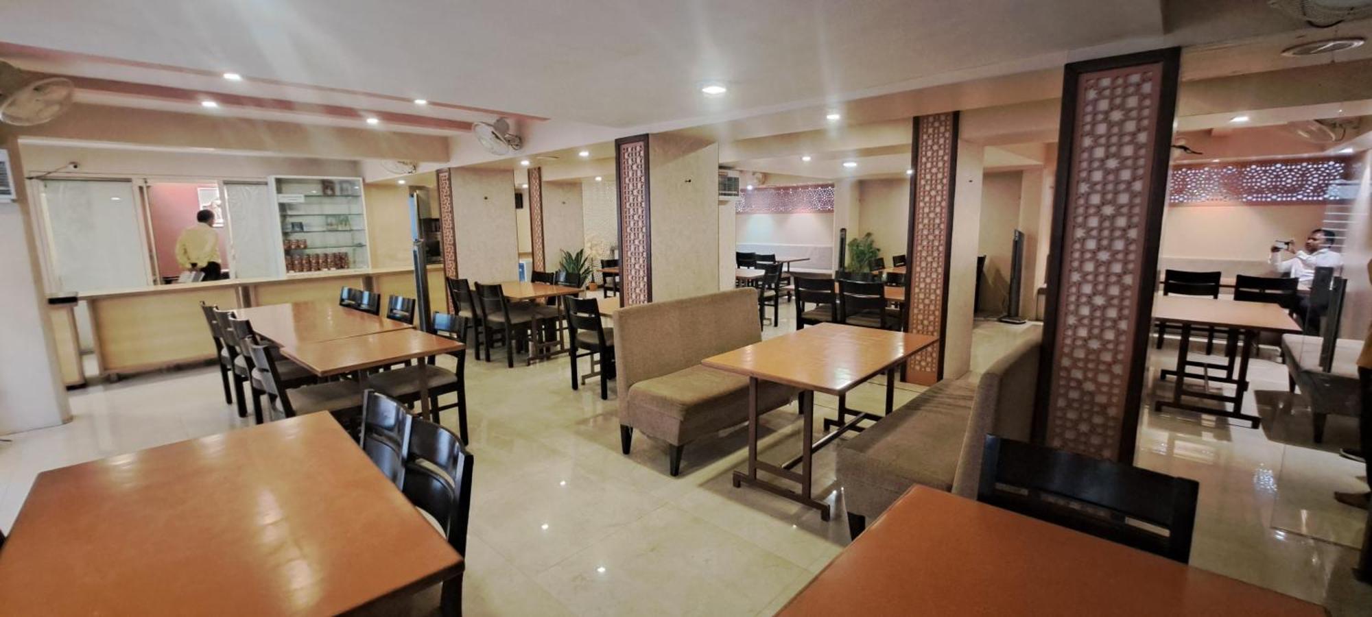 Hotel Swaroop Pune Eksteriør billede