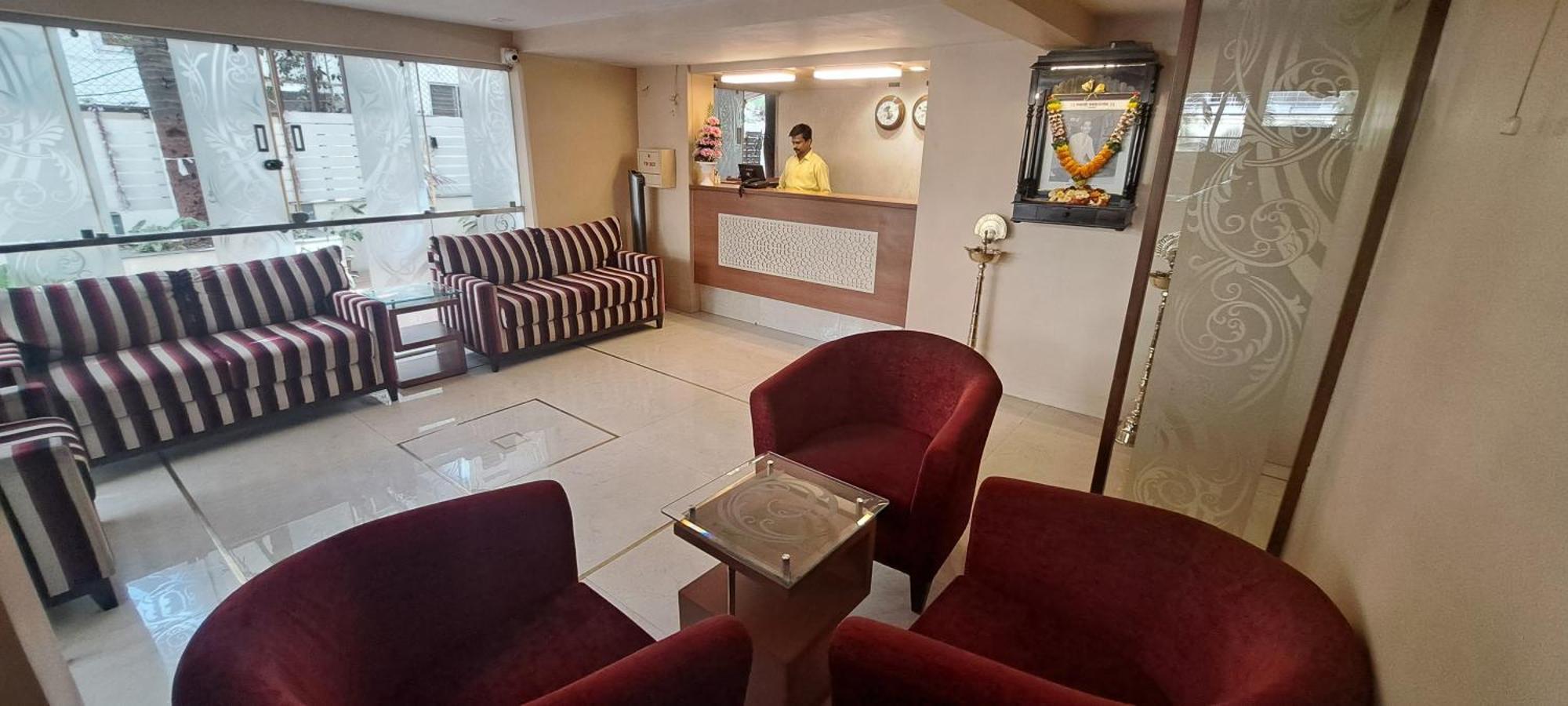 Hotel Swaroop Pune Eksteriør billede