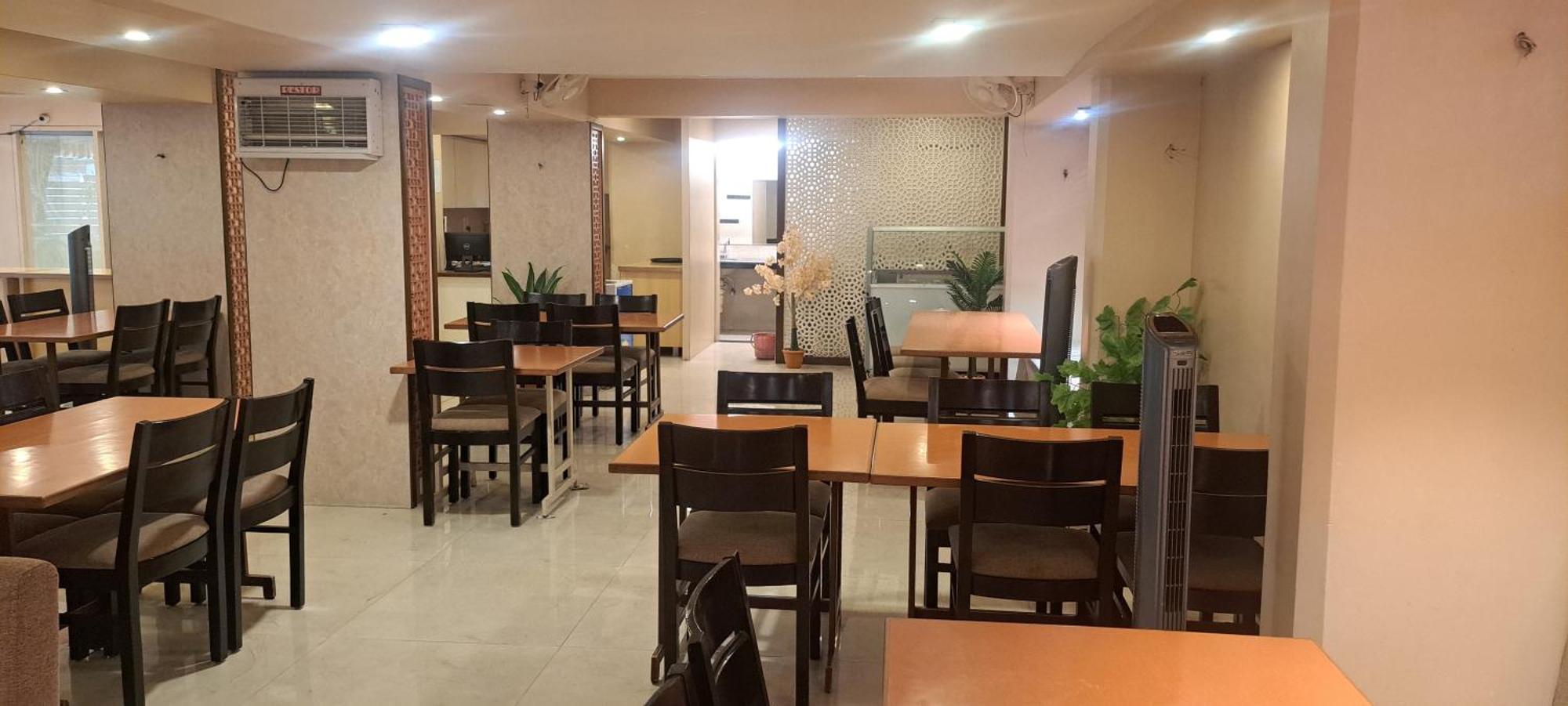Hotel Swaroop Pune Eksteriør billede