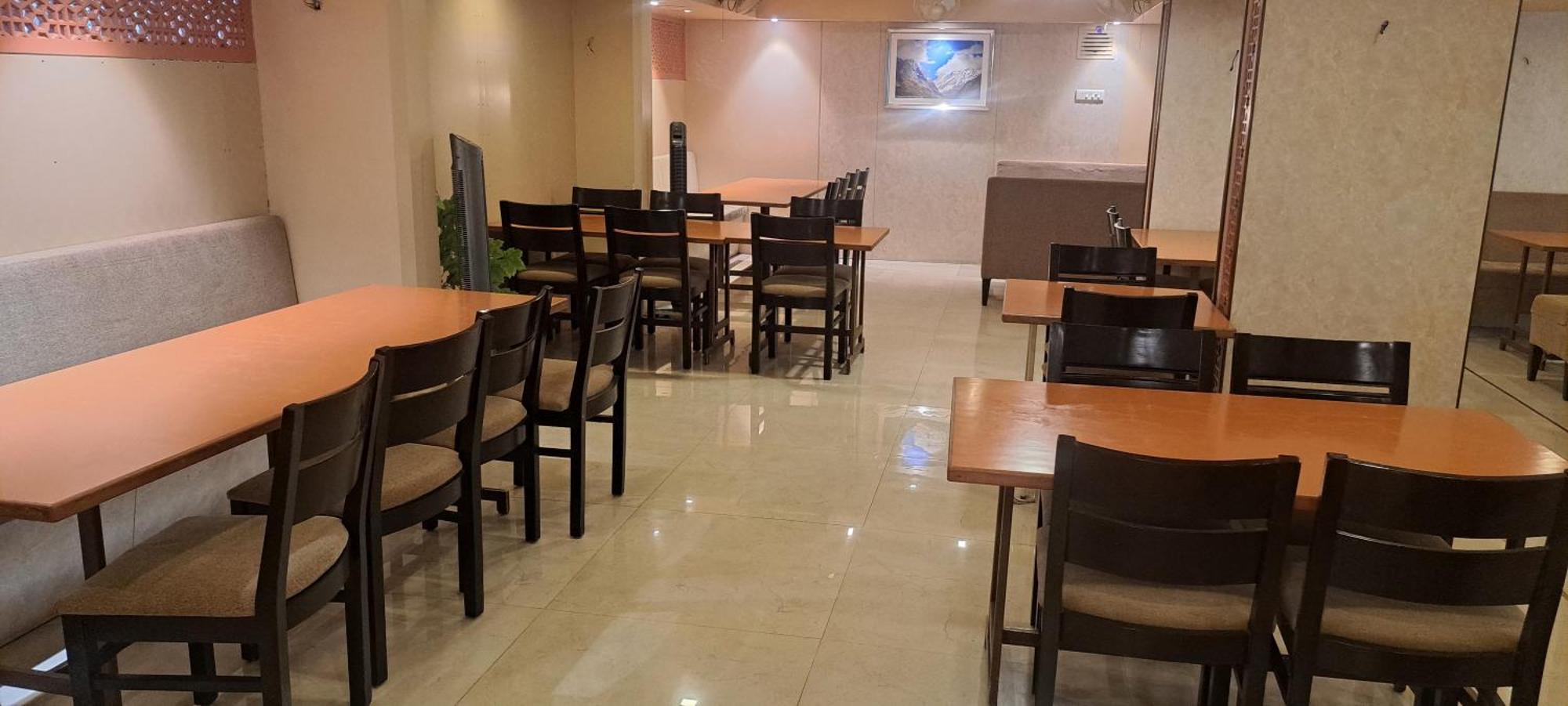 Hotel Swaroop Pune Eksteriør billede