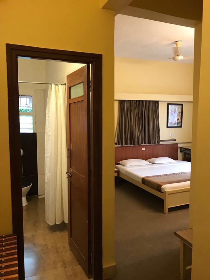 Hotel Swaroop Pune Eksteriør billede