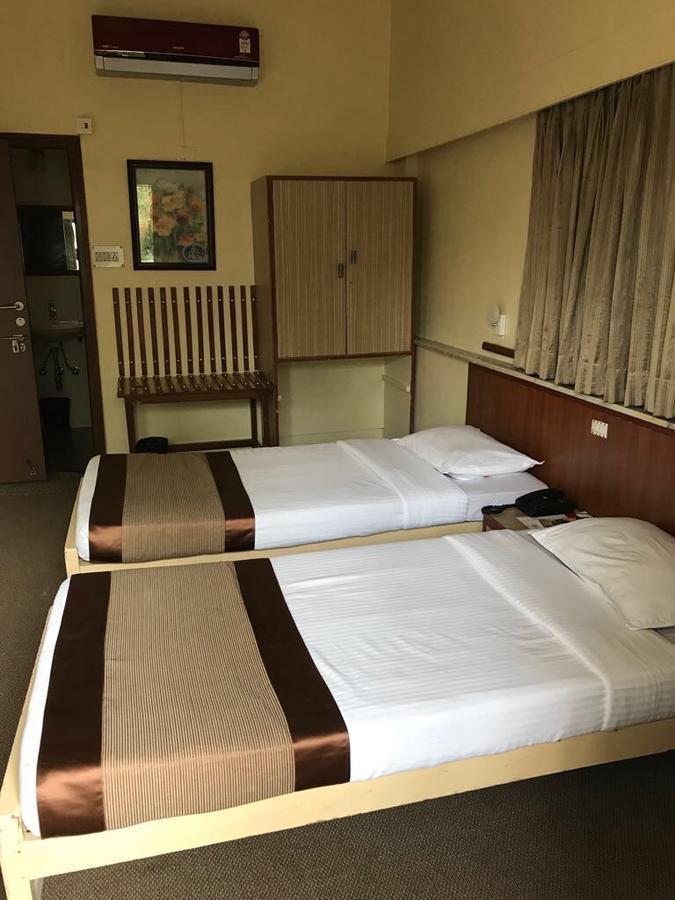 Hotel Swaroop Pune Eksteriør billede